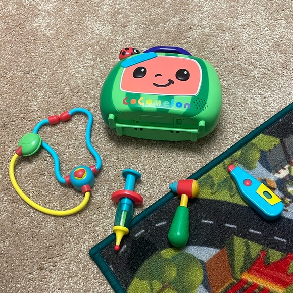 Cocomelon doctor kit - Picture 1 of 1